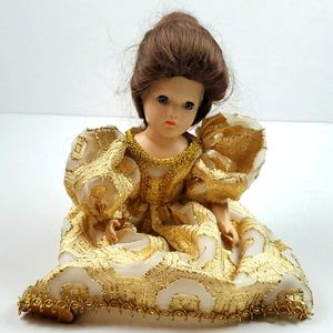 Vintage 50s Mary Hoyer doll close eyes